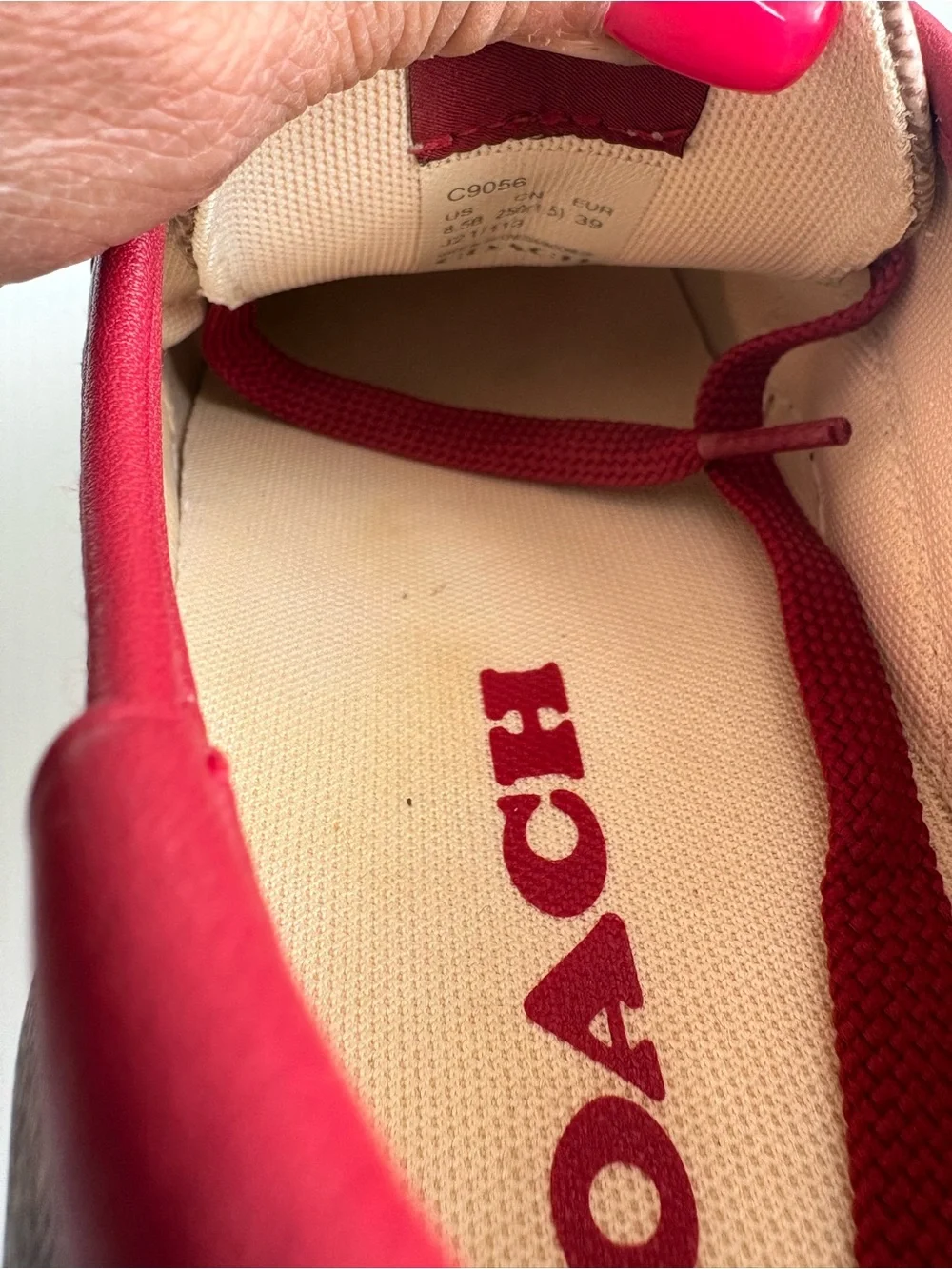 Coach City sole Skate Sneakers Coated Canvas Sz 8.5 B Electric Red Heart EUC